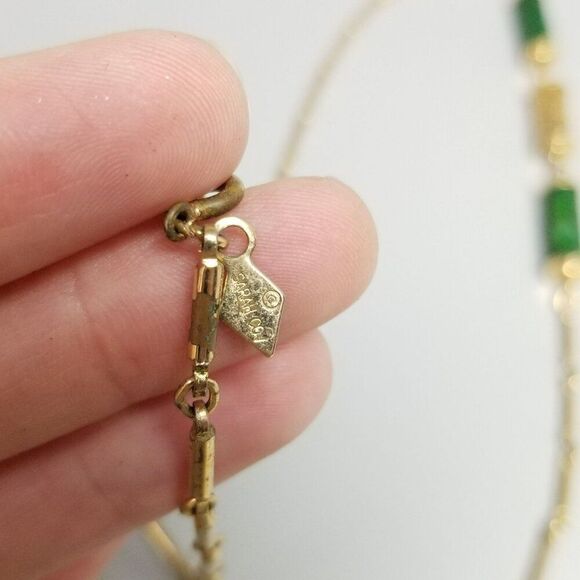 Vintage Sarah Coventry Green and Gold Tone Chain Necklace, 32 Inches Long - Picture 4 of 8